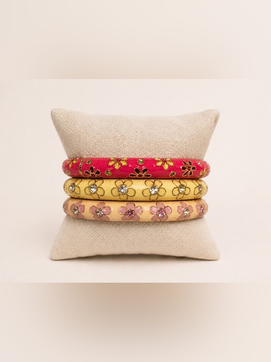 Jewelry - Boho Floral Rhinestone Bangle Collection – Set of 3